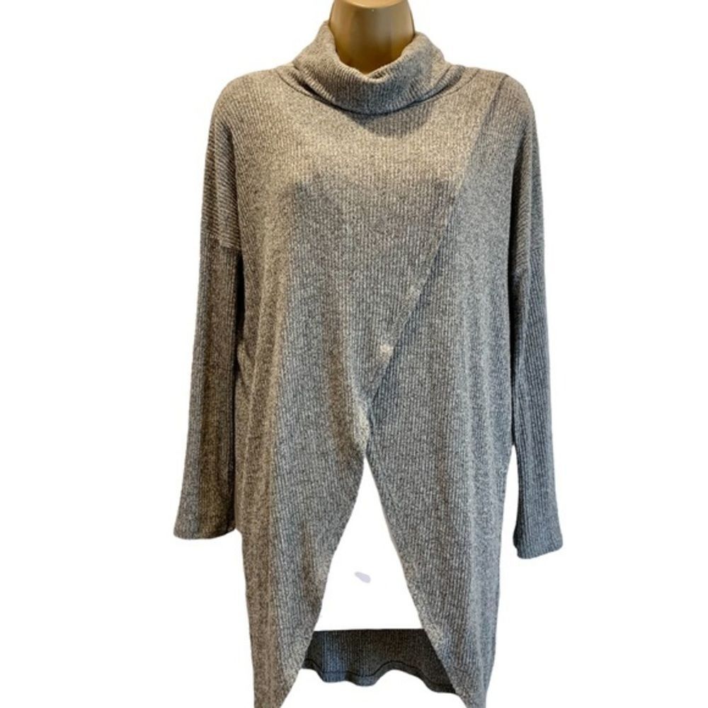 Cherish Gray Crisscross Knit‎ Sweater M